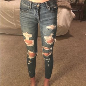 American Eagle tomgirl jeans